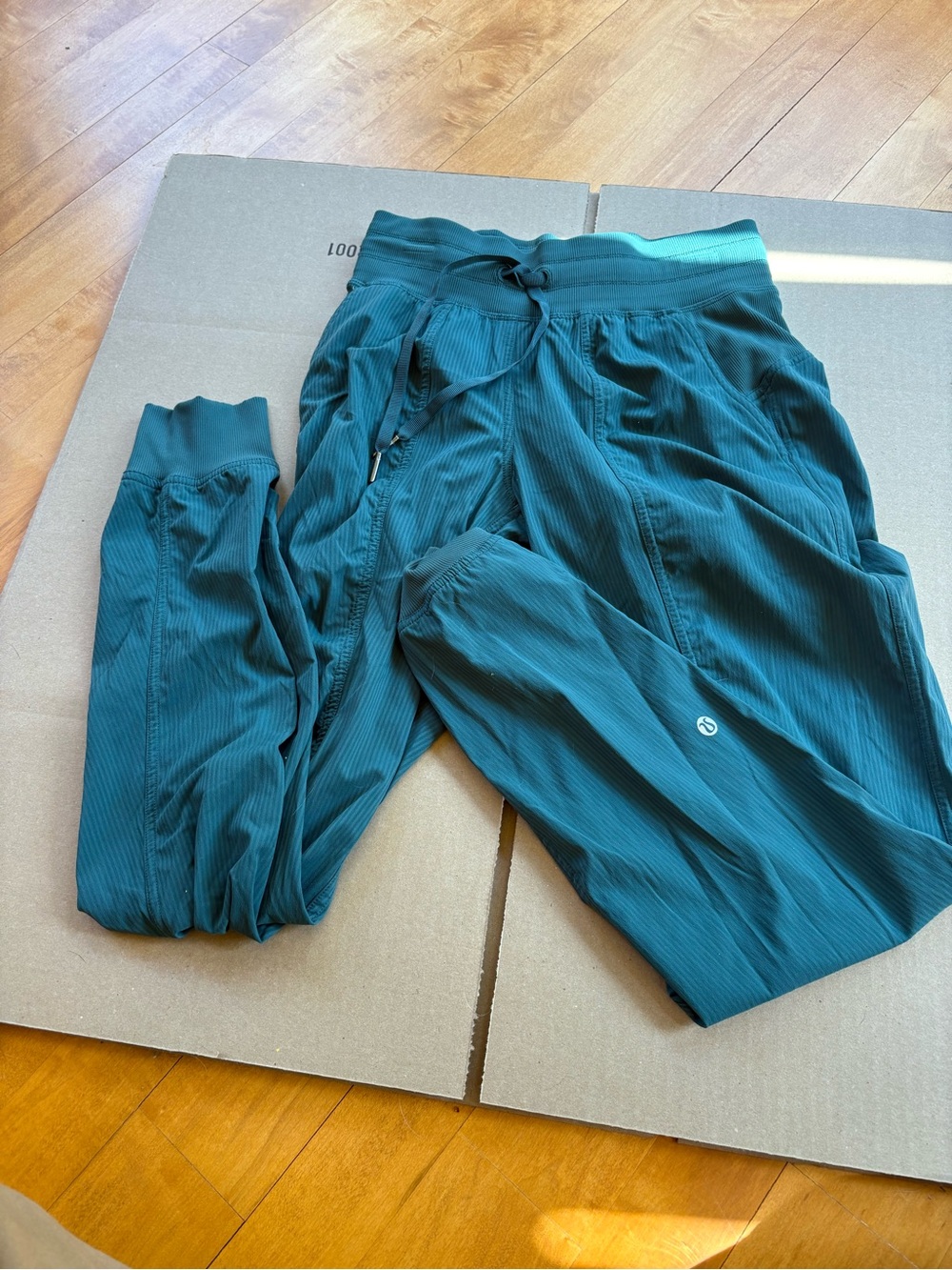 lululemon athletica women Teal Ribbed Drawstring Joggers